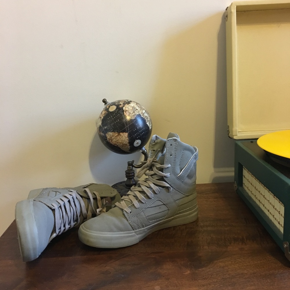 SUPRA SKYHIGH II - Gray HiTop Sneakers